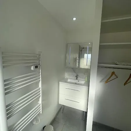 Le Terra-cota 3 Ch Privees 10' Gare-port Et Plage, Wfi, Cosy Toulon
