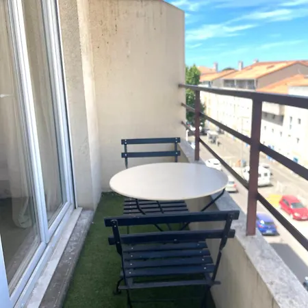 Le Terra-cota 3 Ch Privees 10' Gare-port Et Plage, Wfi, Cosy Toulon